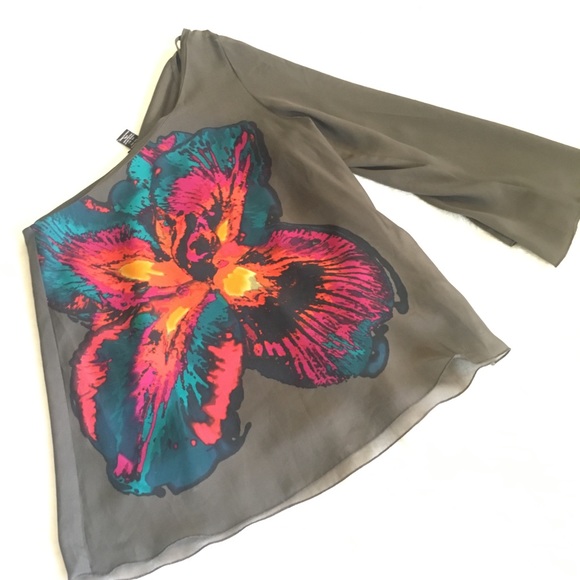 Rue21 Tops - Cold shoulder floral top dark grey